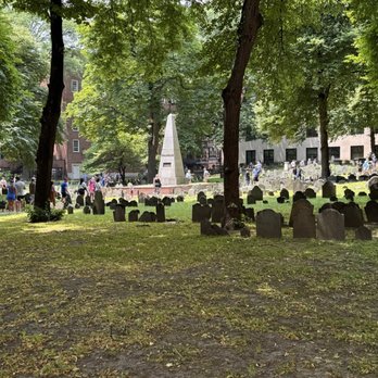 Granary Burying Ground - Funeral Services & Cemeteries Near Me - Boston, Massachusetts Granary Burying Ground - Funeral Services & Cemeteries Near Me - Boston, Massachusetts