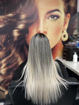 Highlights and Brows - We are the experts in highlights, haircuts, treatments for Men, Women and children. We also offer Eyebrow services. Highlights and Brows - We are the experts in highlights, haircuts, treatments for Men, Women and children. We also offer Eyebrow services.