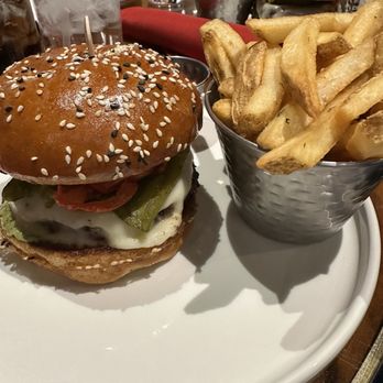 Gordon Ramsay Burger Las Vegas - Burgers Near Me - Las Vegas, Nevada