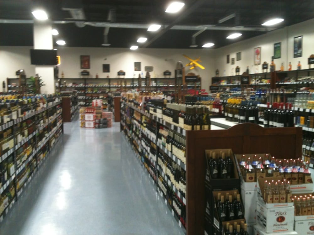 YOUNG’S MARKET COMPANY Updated October 2024 500 S Central Ave, Los