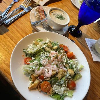 Anthony's - Homeport - Blue and shrimp salad with cup of chowder - Seafood Near Me - Edmonds, Washington