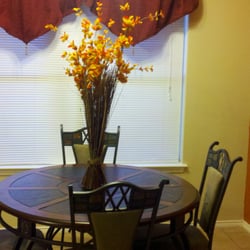 Murray Senior Care Homes - Dining Area