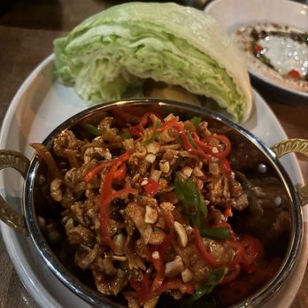 JOEY Bellevue - Szechuan Chicken Lettuce Wraps - New American Near Me - Bellevue, Washington