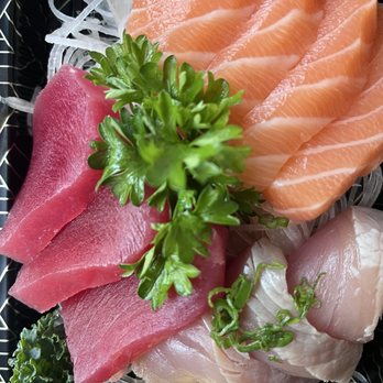 Akii Sushi - Japanese Near Me - Long Beach, California