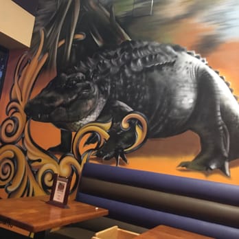 Darrow's New Orleans Grill - Love the artwork on the wall. - Cajun/Creole Near Me - Carson, California