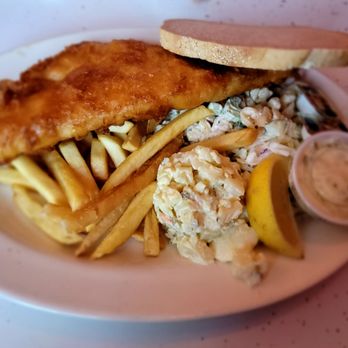 Bellevue Hotel - Bellevue Hotel, Friday Fish Fry - American Near Me - Buffalo, New York