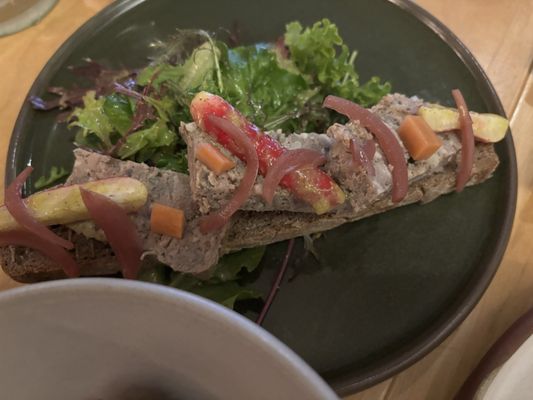 Restaurant Ouroboros by null