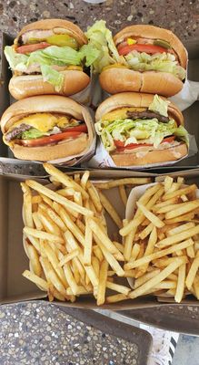 In-N-Out Burger by null