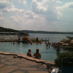 Lazy Gators - Another view of the swim up bar