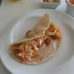 Altomar Mariscos - Taco de camarón