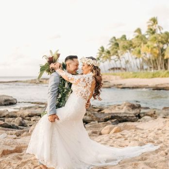 Eco Mindful Lei - Wedding Leis - Flowers & Gifts Near Me Eco Mindful Lei - Wedding Leis - Flowers & Gifts Near Me