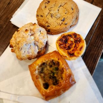 Rila Bakery & Cafe - Onion croissant, chocolate chip cookie, strawberry scone, Portuguese egg tart - Bakeries Near Me - Lynnwood, Washington Rila Bakery & Cafe - Onion croissant, chocolate chip cookie, strawberry scone, Portuguese egg tart - Bakeries Near Me - Lynnwood, Washington