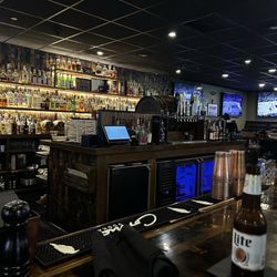 Barrels & Boards - Bar