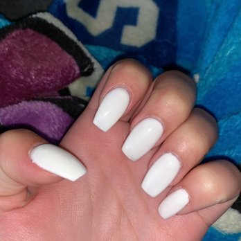 Lily's Nails - acrylics - Nail Salons Near Me - Livonia, Michigan