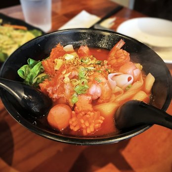 PCH Noodles - Yen Tao Fo - Thai Near Me - Lomita, California