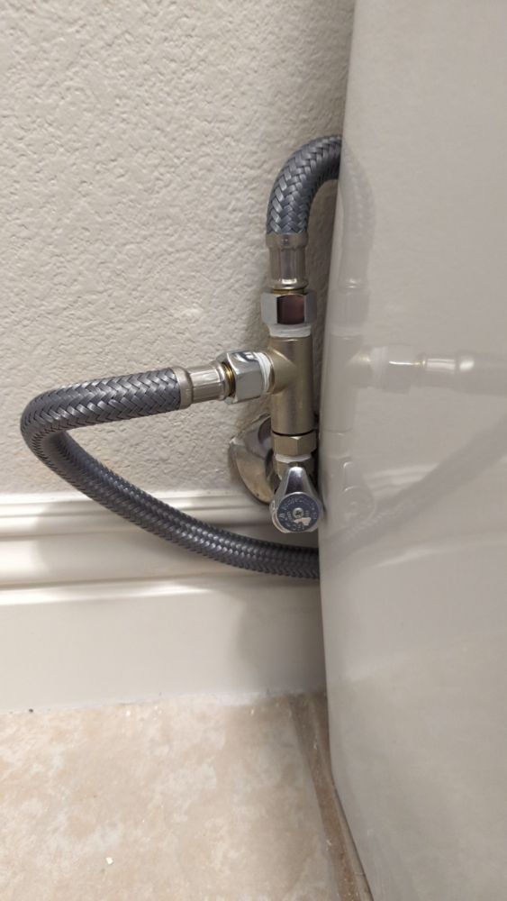 Slide of Arturo The Handyman Repairs