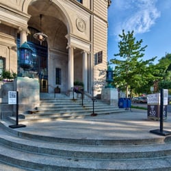430 Oak Grove by StuartCo - The Grand Front Entrance
