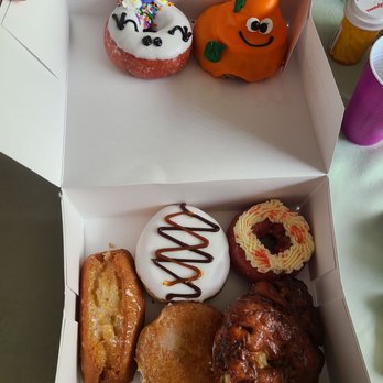 Pinkbox Doughnuts - Donuts Near Me - Henderson, Nevada Pinkbox Doughnuts - Donuts Near Me - Henderson, Nevada