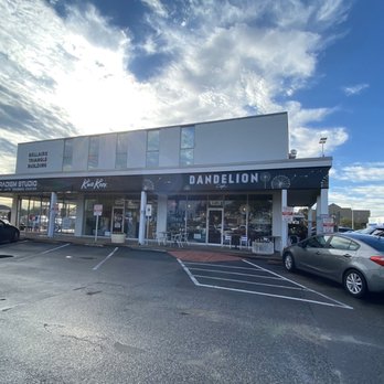 Dandelion Cafe - Exterior - Coffee & Tea Near Me - Bellaire, Texas