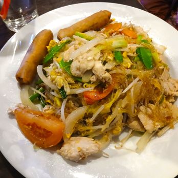 Thai Dee - Chicken pad woon sen. A little dry but very good. - Thai Near Me - San Antonio, Texas
