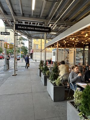 Gracie Mews Diner by null