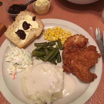 Monte Ne Inn Chicken - Everything on the plate - Southern Near Me - Rogers, Arkansas