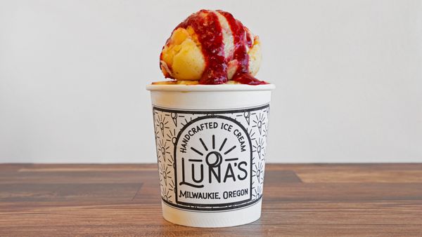 Luna's Ice Cream by null