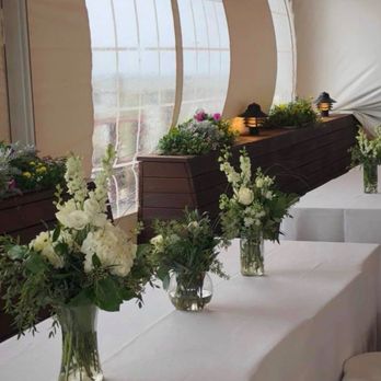 Caroline's Flower Shoppe - Florists Near Me - Islip, New York