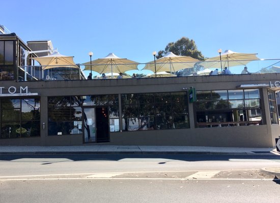 Lorne Hotel by null