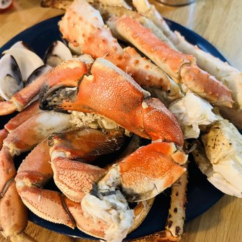Jimmy's Seafood Buffet - Jonas and King Crab! - Seafood Near Me - Kitty Hawk, North Carolina Jimmy's Seafood Buffet - Jonas and King Crab! - Seafood Near Me - Kitty Hawk, North Carolina