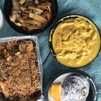 Twin Fish - Shrimp paste fried rice, mango sticky rice, chicken golden curry, basil lamb - Thai Near Me - Mississauga, Ontario Twin Fish - Shrimp paste fried rice, mango sticky rice, chicken golden curry, basil lamb - Thai Near Me - Mississauga, Ontario