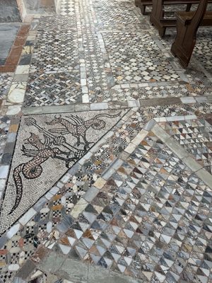 Basilica dei Santi Maria e Donato by null