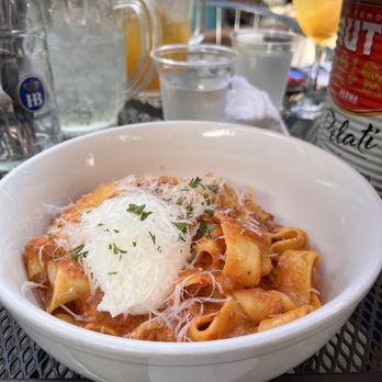 La Lanterna Restaurant & Caffe - Italian Near Me - Yonkers, New York