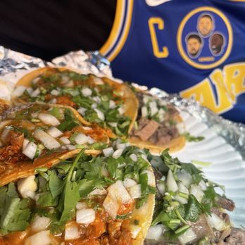Tacos Sinaloa - Al Pastor and Lengua tacos - Food Trucks Near Me - Oakland, California
