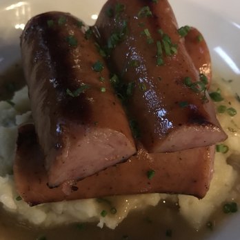 Limericks Tavern - Bangers and Mash - New American Near Me - Upland, California