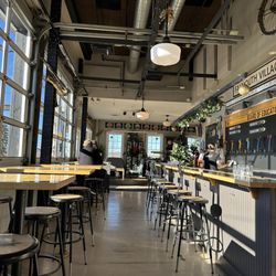 Schoolhouse Brewery - Interior