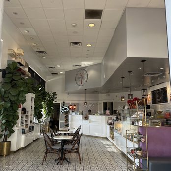 Utopia Caffe - Indoor - Breakfast & Brunch Near Me - Tustin, California Utopia Caffe - Indoor - Breakfast & Brunch Near Me - Tustin, California