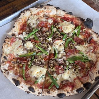 Vecchia Pizzeria & Mercato - Pizza Near Me - Hoover, Alabama