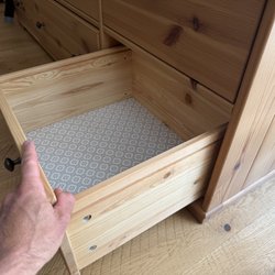Furniture assembly