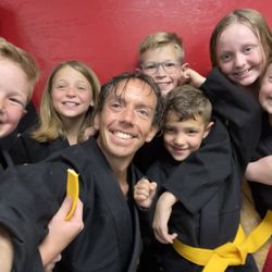 Medford Oregon Kung Fu and Jiu Jitsu - Surround your kids with great kids