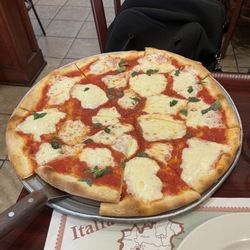 Margherita pizza