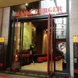 Mama Burger - Chillaxing out front. Enjoying the view, the crowd, and taking it in all.
