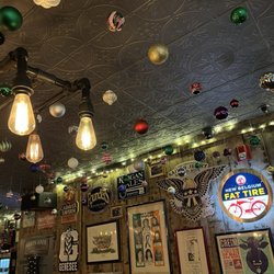 Tavern23 - Cool decor
