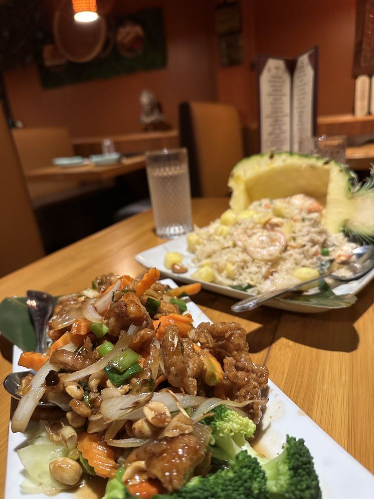 Thai Place Logo