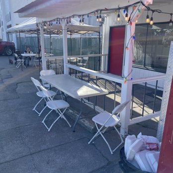 Orozco Tacos - Seating area - Tacos Near Me - Walnut Grove, California