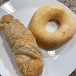 Rosca de Queso and Quesito Rosca de Queso and Quesito