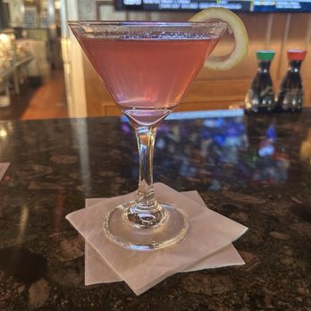 Fishbones - Cosmopolitan on the HH, my favorite. - Sushi Bars Near Me - Saint Clair Shores, Michigan
