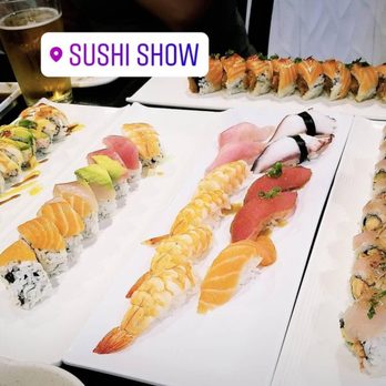 Show Sushi - Sushi Bars Near Me - San Dimas, California