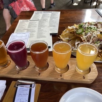 Big Ditch Brewing - Flight - New American Near Me - Buffalo, New York