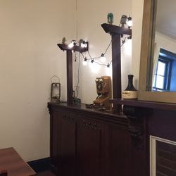 A little feature decoration in the dining area